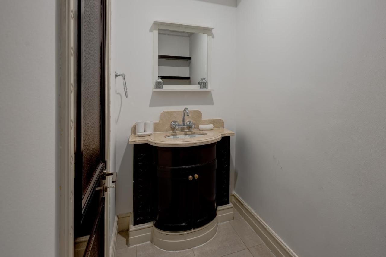 Durrani Homes - Unique Garden Apt At Souk Al Bahar Besides Dubai Mall & Burjkhalifa With Private Jaccuzi Eksteriør billede