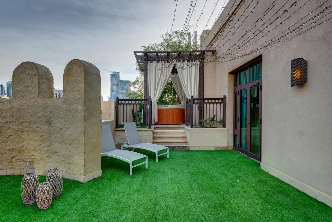 Durrani Homes - Unique Garden Apt At Souk Al Bahar Besides Dubai Mall & Burjkhalifa With Private Jaccuzi Eksteriør billede